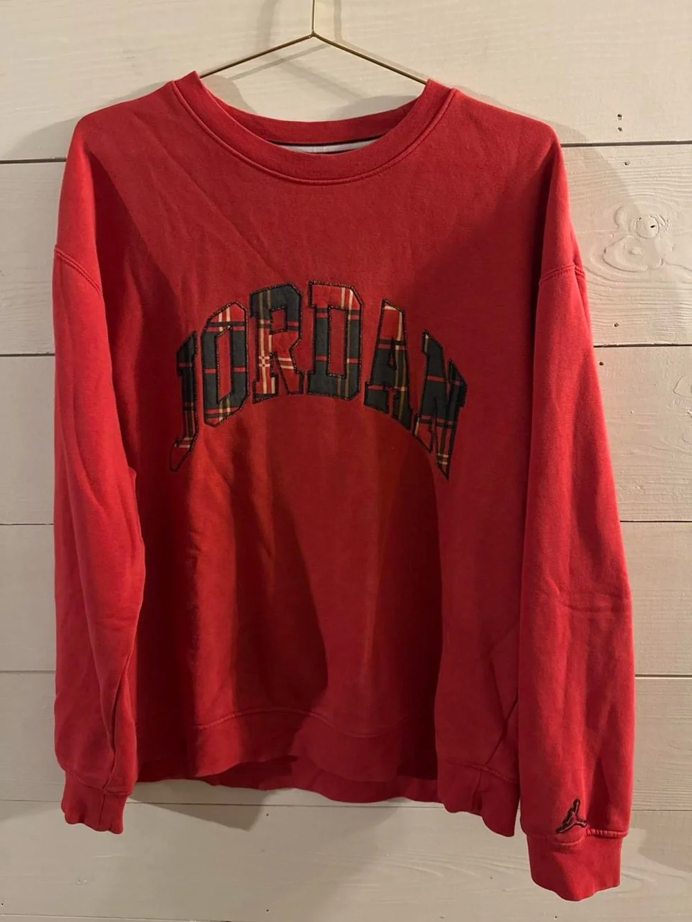 Jordan Men’s Essential Holiday Red Fleece Crew sweatshirt